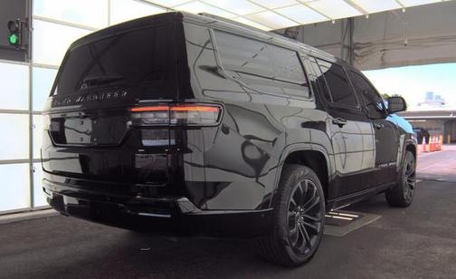 Diamond Black Crystal Pearlcoat 2024 Jeep Grand Wagoneer L Series III Obsidian 4x4
