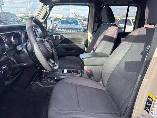 2022 Jeep Wrangler Unlimited Sport