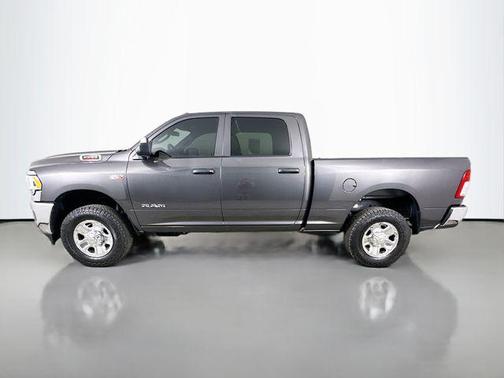 2021 RAM 2500 Tradesman Crew Cab 4x4 6'4' Box