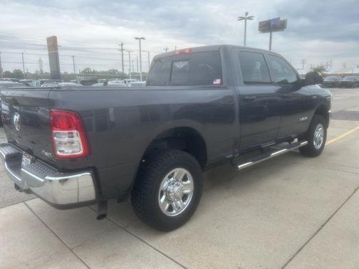 2021 RAM 2500 Tradesman Crew Cab 4x4 6'4' Box