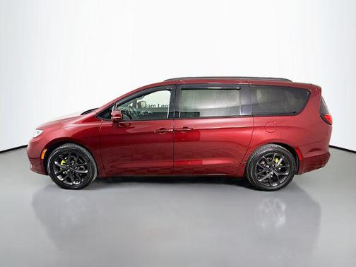 2021 Chrysler Pacifica Touring