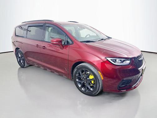 2021 Chrysler Pacifica Touring
