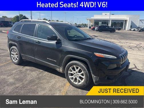 Brilliant Black Crystal Pearlcoat 2015 Jeep Cherokee Latitude