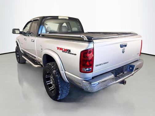 2006 Dodge Ram 2500 SLT/TRX