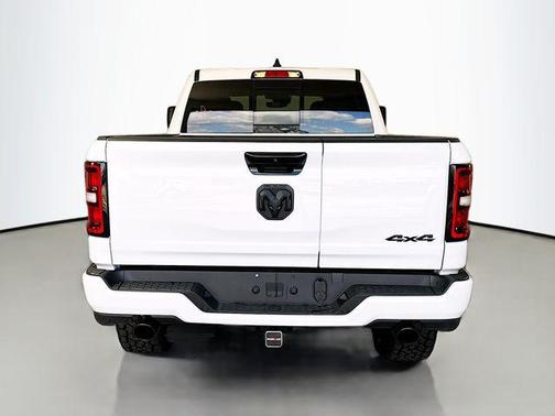 Bright White Clearcoat 2026 RAM 1500 Big Horn/Lone Star