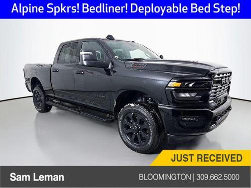 2025 RAM 2500 Big Horn Crew Cab 4x4 6'4' Box