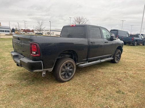2025 RAM 2500 Big Horn Crew Cab 4x4 6'4' Box