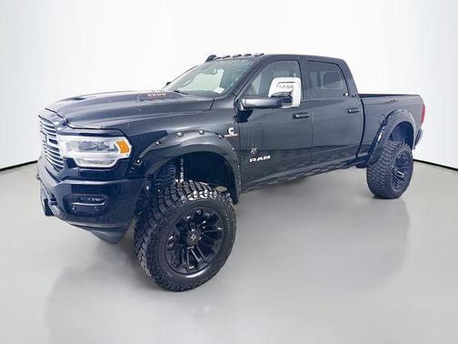 2024 RAM 3500 Laramie Crew Cab 4x4 6'4' Box