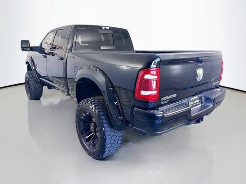 2024 RAM 3500 Laramie Crew Cab 4x4 6'4' Box