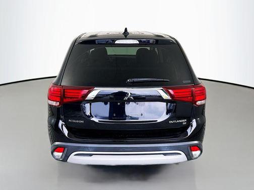 2019 Mitsubishi Outlander SE