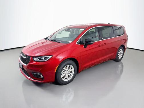 2025 Chrysler Pacifica L