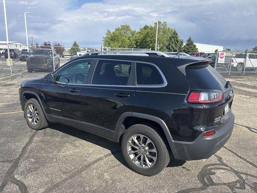 Diamond Black Crystal Pearlcoat 2019 Jeep Cherokee Latitude Plus