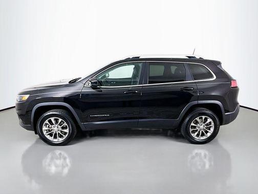 Diamond Black Crystal Pearlcoat 2019 Jeep Cherokee Latitude Plus