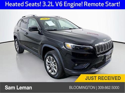 Diamond Black Crystal Pearlcoat 2019 Jeep Cherokee Latitude Plus