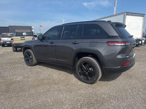 2025 Jeep Grand Cherokee Limited X