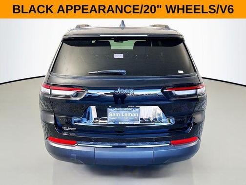 Diamond Black Crystal Pearlcoat 2025 Jeep Grand Cherokee L Limited