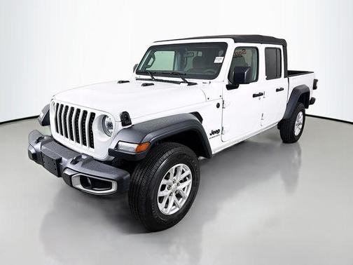 2023 Jeep Gladiator Sport S