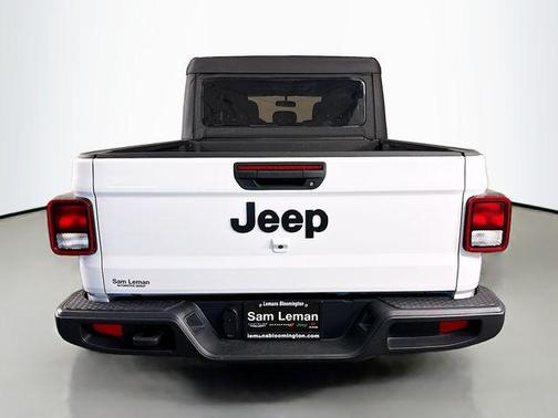 2023 Jeep Gladiator Sport S