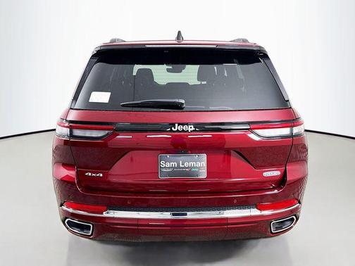 2025 Jeep Grand Cherokee Overland