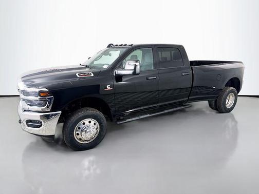 2026 RAM 3500 Tradesman Crew Cab 4x4 8' Box