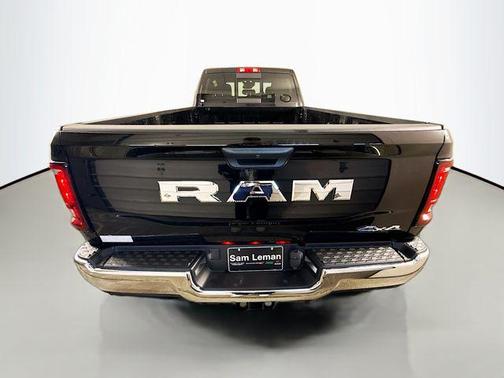 2026 RAM 3500 Tradesman Crew Cab 4x4 8' Box