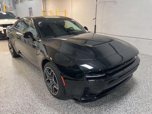 Diamond Black Crystal Pearlcoat 2026 Dodge Charger R/T Scat Pack Coupe