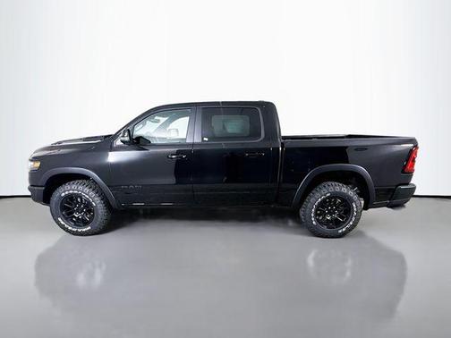 Diamond Black Crystal Pearlcoat 2026 RAM 1500 Rebel
