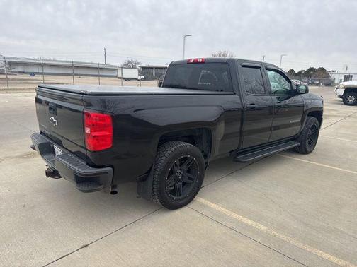 2017 Chevrolet Silverado 1500 Custom