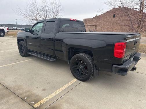 2017 Chevrolet Silverado 1500 Custom