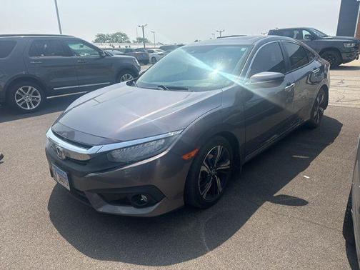 2017 Honda Civic Touring