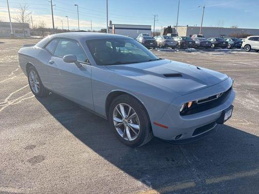 2022 Dodge Challenger SXT