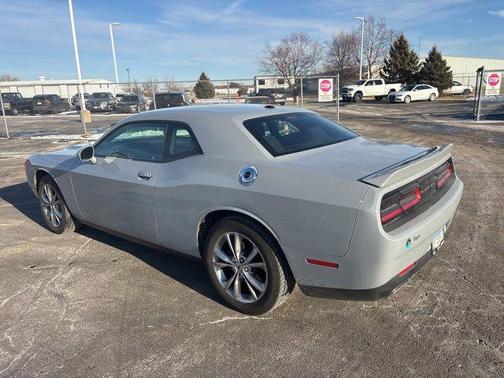 2022 Dodge Challenger SXT