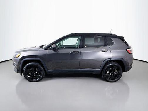 Granite Crystal Metallic Clearcoat 2019 Jeep Compass Latitude