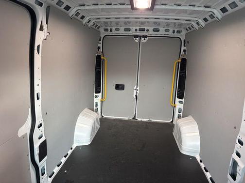 2025 RAM ProMaster 2500 Tradesman