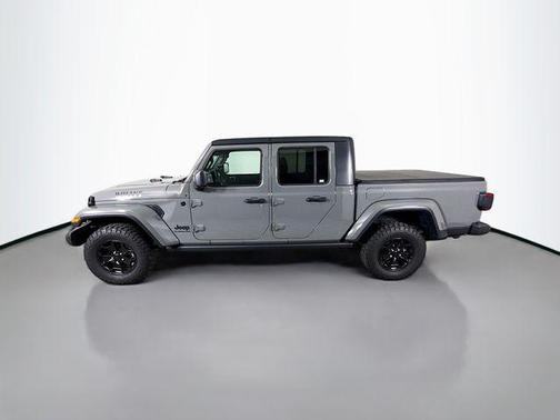 Sting-Gray Clearcoat 2021 Jeep Gladiator Willys 4x4