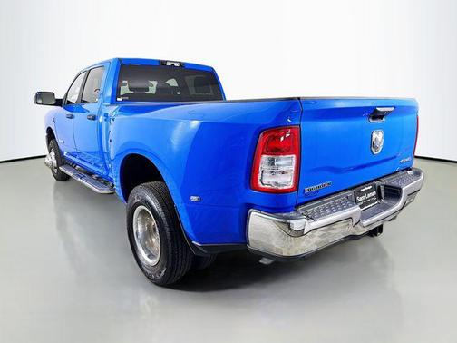 New Holland Blue 2022 RAM 3500 Big Horn Crew Cab 4x4 8' Box