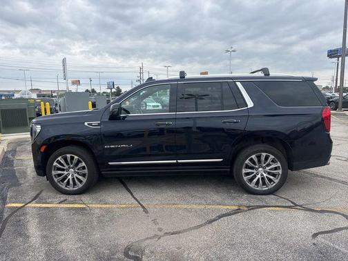 Midnight Blue Metallic 2021 GMC Yukon Denali