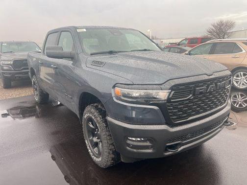 2026 RAM 1500 Warlock Crew Cab 4x4 5'7' Box