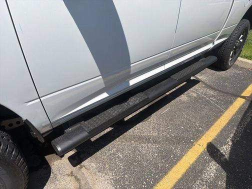 Bright White Clearcoat 2026 RAM 2500 Black Express Crew Cab 4x4 6'4' Box