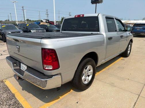 Bright Silver Metallic Clearcoat 2016 RAM 1500 Tradesman