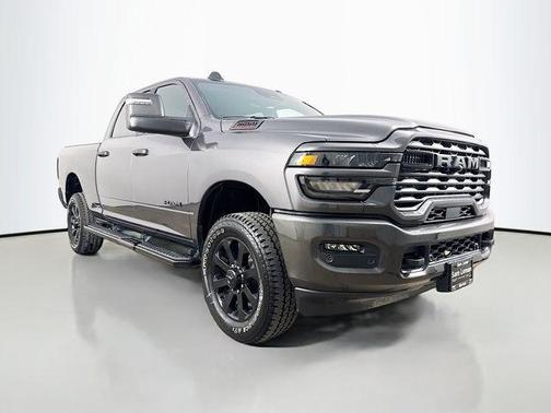 2025 RAM 2500 Big Horn Crew Cab 4x4 6'4' Box