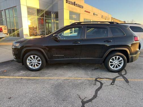 2022 Jeep Cherokee Latitude Lux