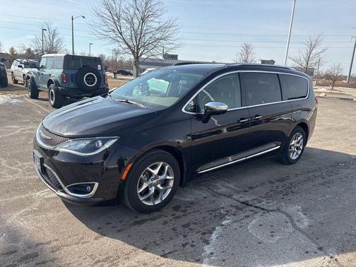 2017 Chrysler Pacifica Limited