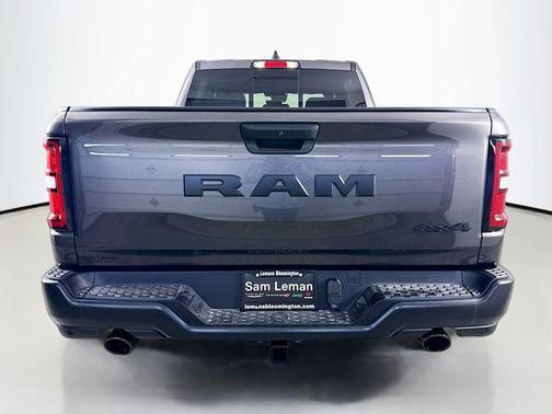 2026 RAM 1500 Warlock Crew Cab 4x4 5'7' Box