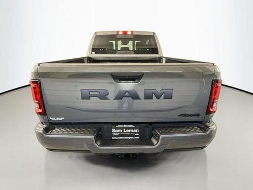 Ceramic Gray Clearcoat 2026 RAM 2500 Black Express Crew Cab 4x4 6'4' Box