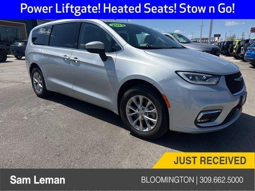 Silver Mist Clearcoat 2023 Chrysler Pacifica Touring L