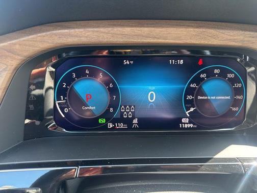 Platinum Gray Metallic 2025 Volkswagen Atlas 2.0T SE