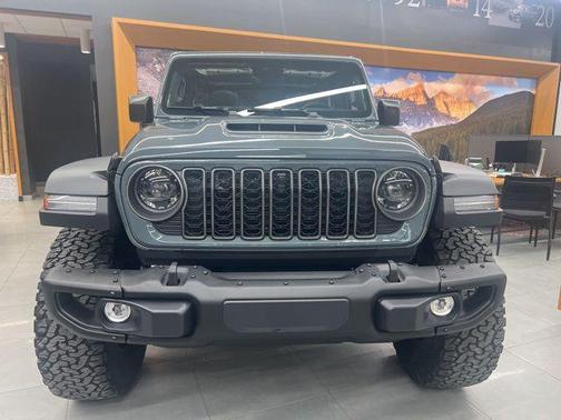 anvil clearcoat 2026 Jeep Wrangler 4-Door Moab 392 4x4