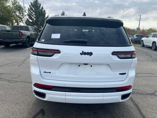 2025 Jeep Grand Cherokee L Summit