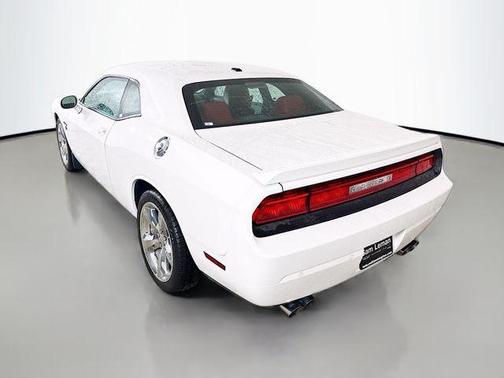Bright White Clearcoat 2014 Dodge Challenger R/T